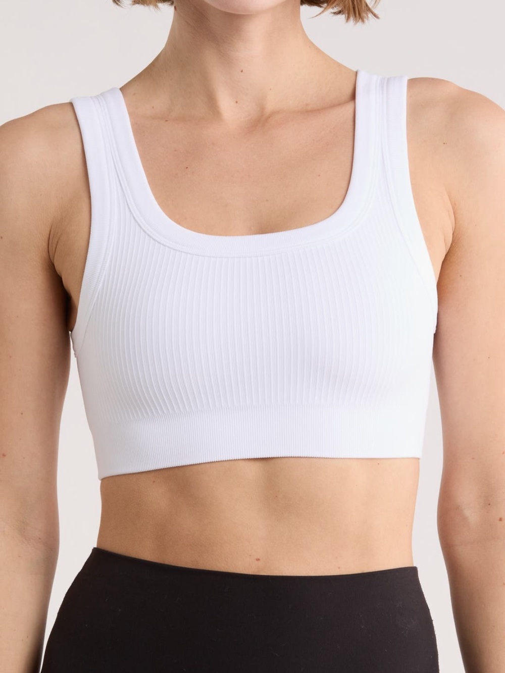 Seamless square neck bra